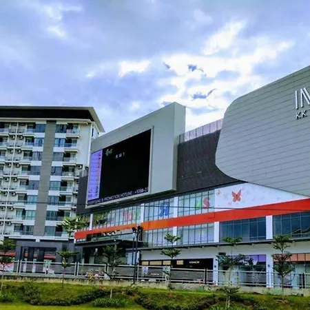 Deluxe Sunrise Suite 3 Bedroom Loft B Side Seaview Above Imago Shopping Mall Kota Kinabalu Bagian luar foto