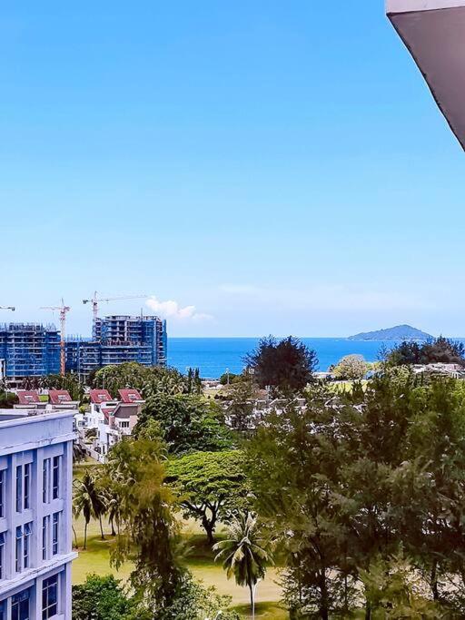 Deluxe Sunrise 3 Bedroom Loft B Side Seaview Above Imago Shopping Mall Apartemen *