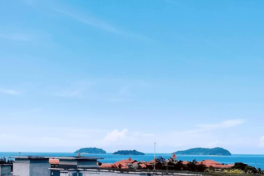 Deluxe Sunrise 3 Bedroom Loft B Side Seaview Above Imago Shopping Mall *